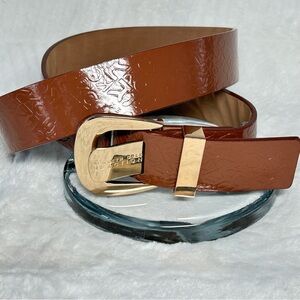 Kenneth Cole Reaction Wide Logo Belt Light a brown Patent Gold Tone Hardware